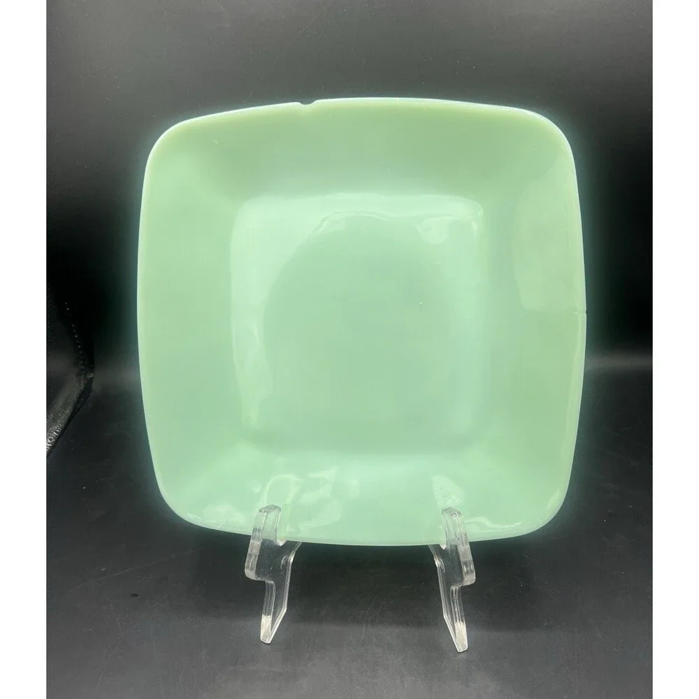 Vintage Fire King Jadeite Charm Dinner Plate 9.75” Green Milk Glass Chip Read